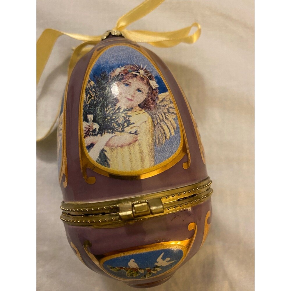 Vintage Porcelain Purple Egg Ornament / trinket box for jewelry New